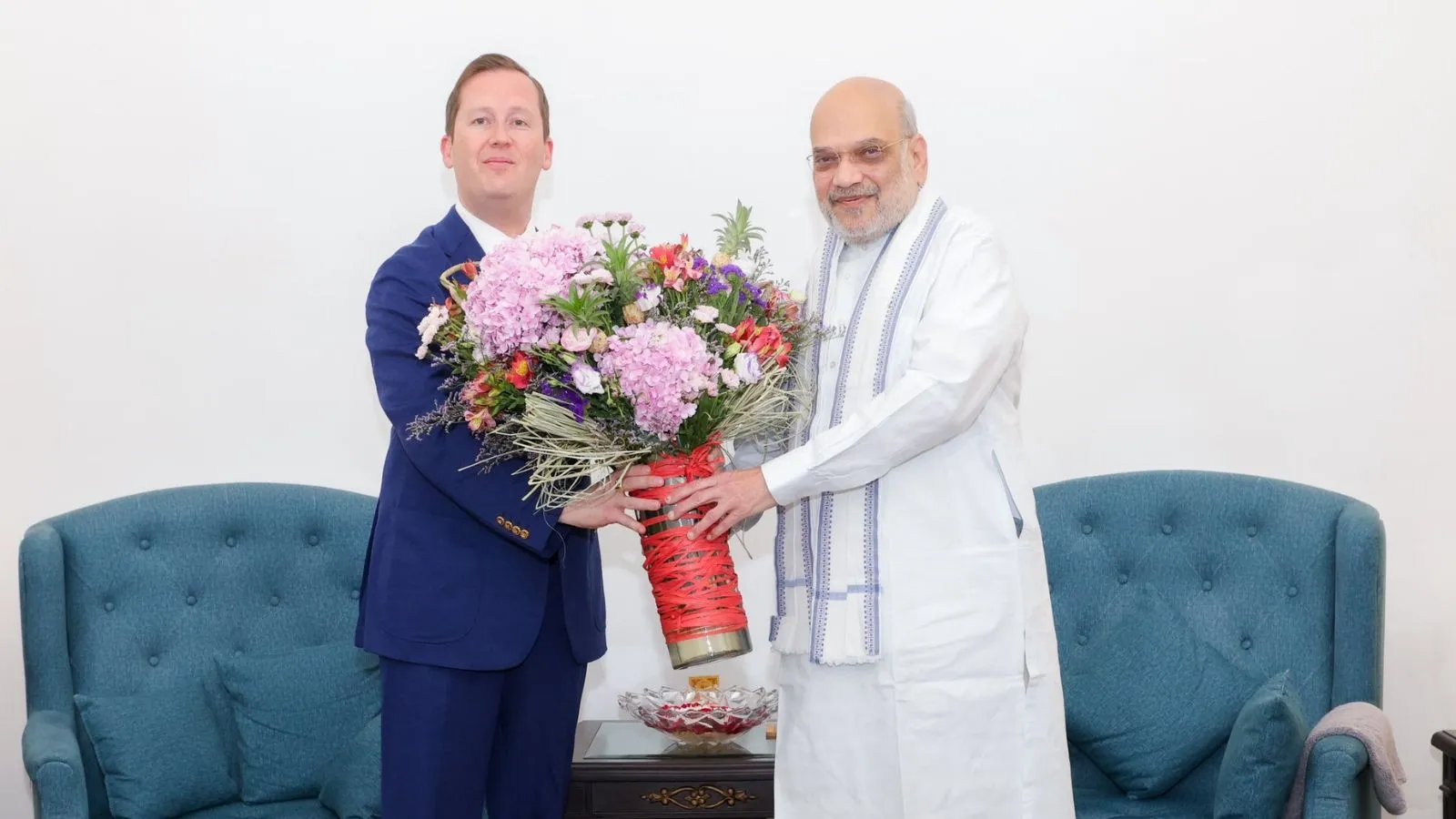 "Amit Shah & US Envoy Compare Notes: Terrorists, Traffickers and Borders Make the Guest List"