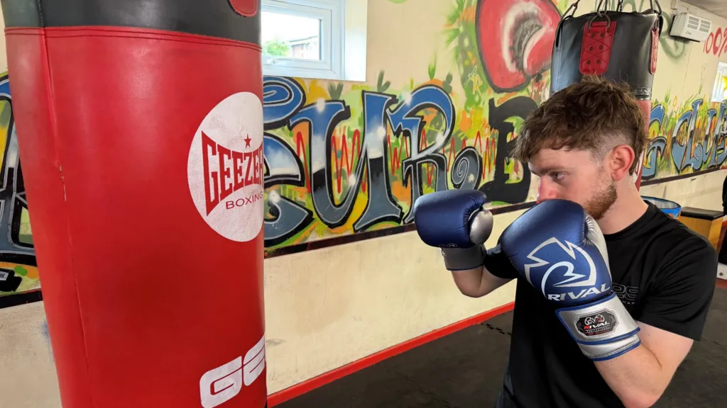 Worldks First Transplant Boxer Proves Heart Was Never the Problem