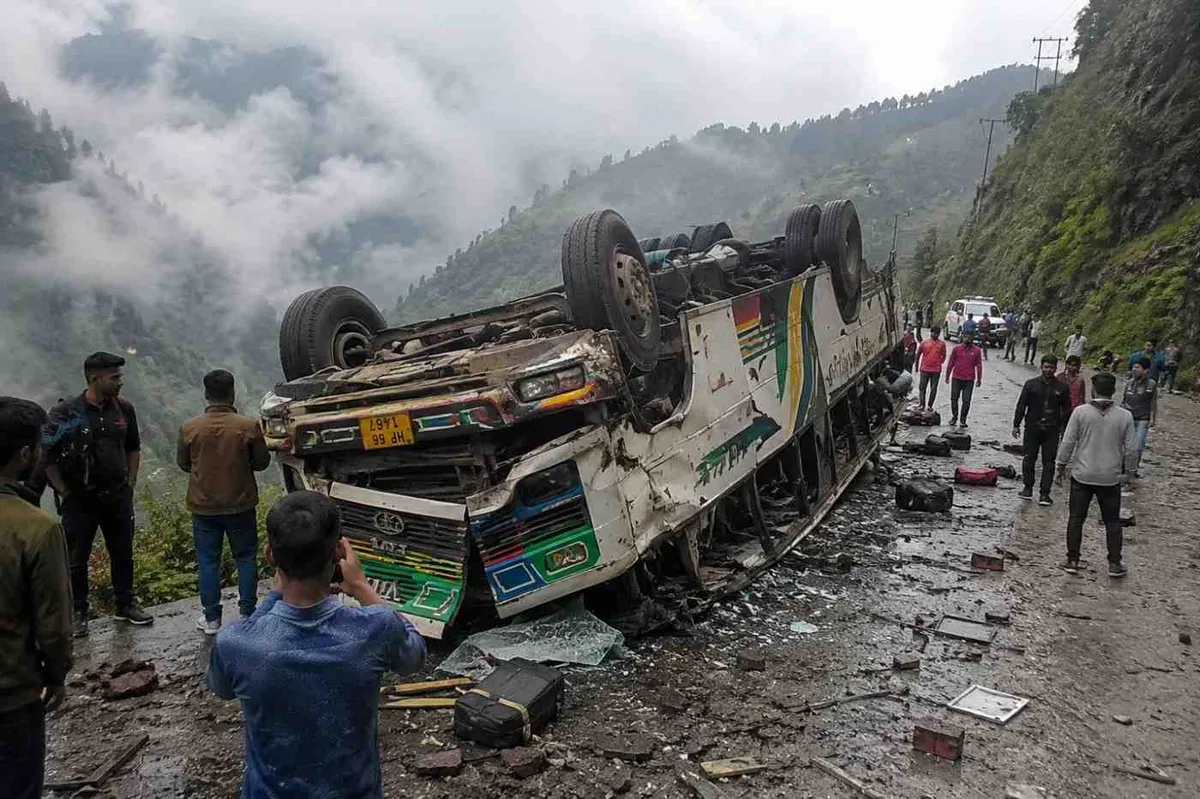 Himachal Road Gives No Second Chances, Bus Overturns, 7 Killed and 11 Injured