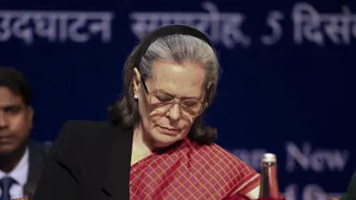History Will Remember Manmohan Singh,Sonia Gandhi Makes Sure the Footnotes Are Complimentary