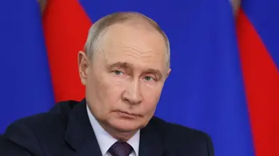 Putin Lands on Disputed Islands, Japan Immediately Object.