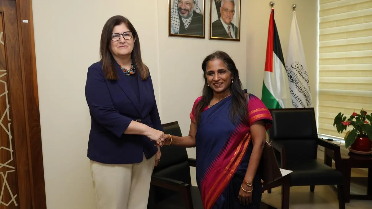 Middle East Stuck in a Deadlock, India Says- Maybe Try Talking?