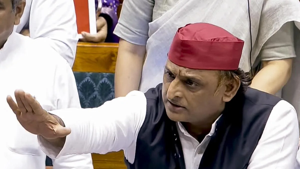 E20 Petrol Sparks Political Heat- Akhilesh Takes Aim at Centre.