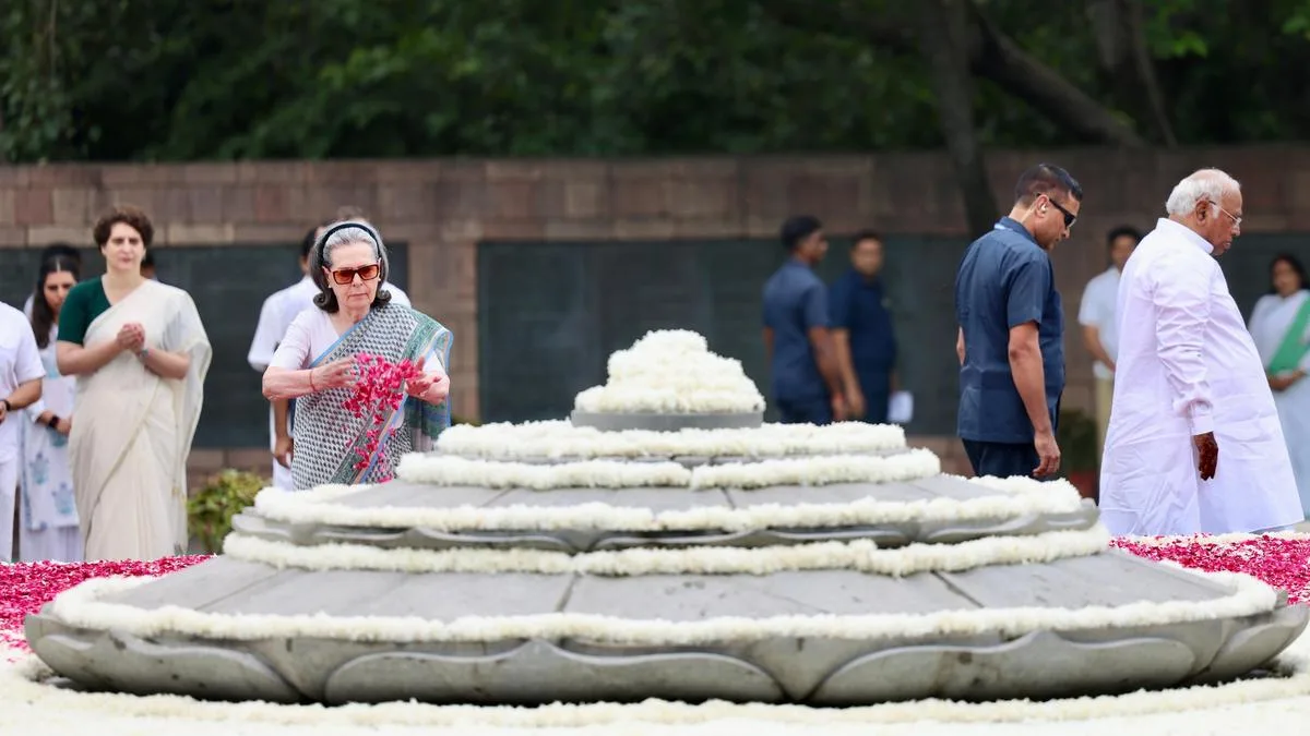 Rajiv Gandhi Saw the 21st Century Coming ,Congress  Says Everyone Else Was Still Loading