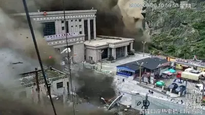 Nepal-Tibet Border Gets a Flood of Trouble, Hundreds of Tourists Missing
