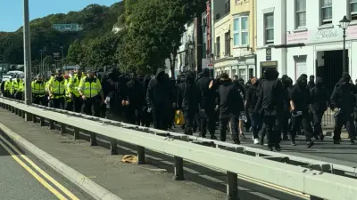 Council Boss Says Police Were Slow to Respond,Presumably Waiting for the Traffic to Clear 