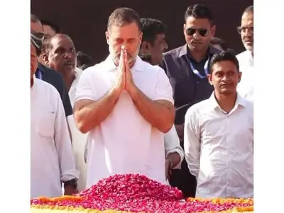 Gandhi Remembered, Injustice Put on Notice, Congress Pay Tribute to Bapu  
